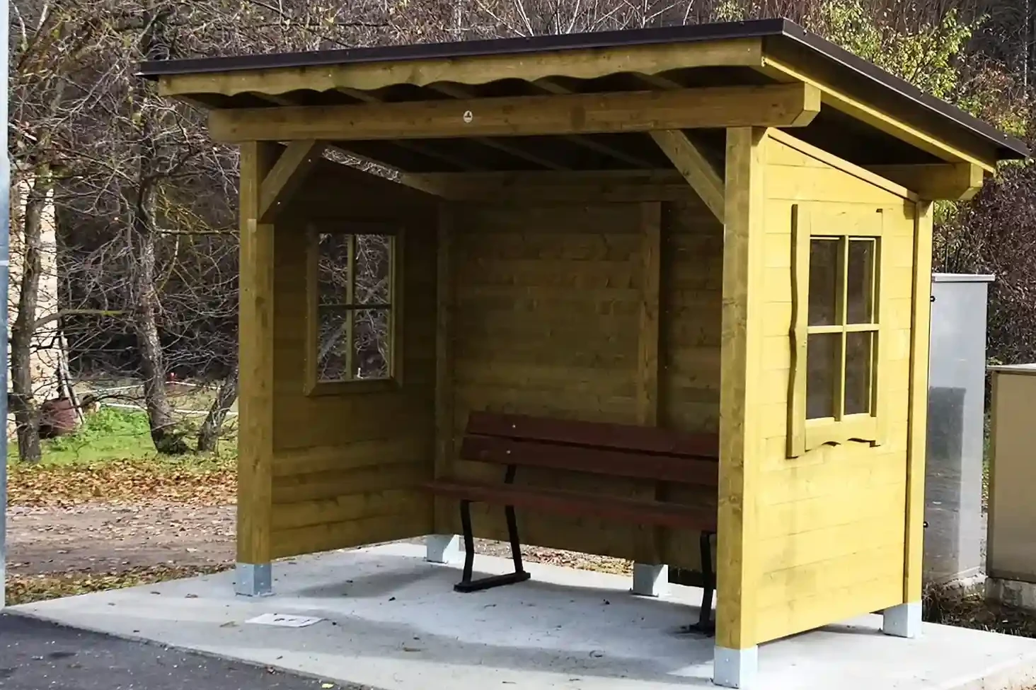 pensilina in legno di abete verde trattato in autoclave