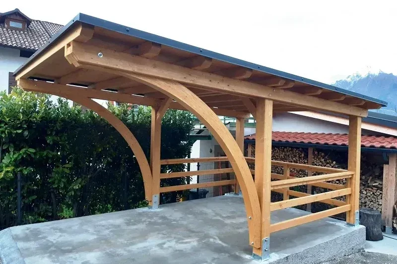 tettoia posto auto singolo legno di abete con archi