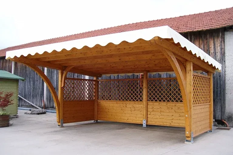 copertura per auto in legno