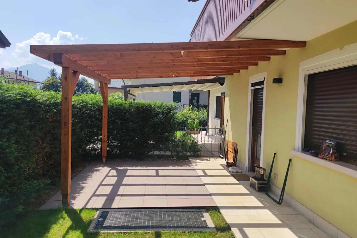 pergola addossata su misura legno abete
