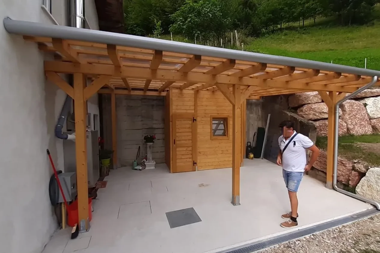 pergola addossata su misura legno lamellare abete