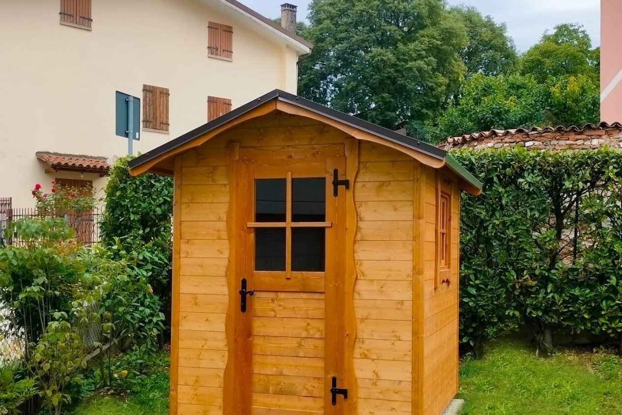casetta a pannelli con porta singola cm 190x200