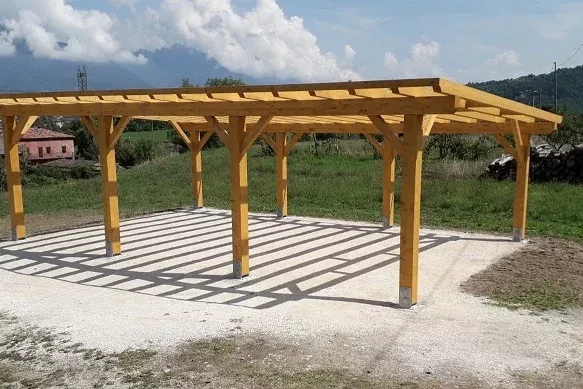 tettoia per posto auto doppio in legno di abete lamellare