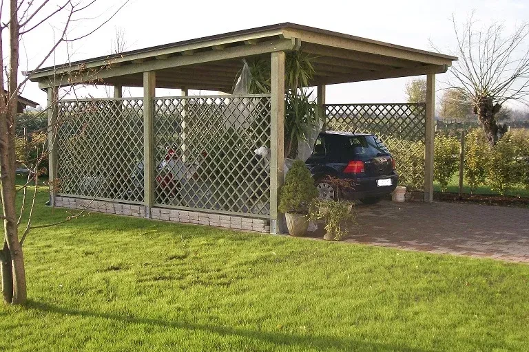 copertura per posti auto in legno di pino nordico